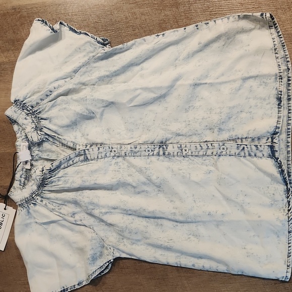 For The Republic Short Sleeve Acid Wash Shirt. NWT.  SIZE S - Picture 1 of 4